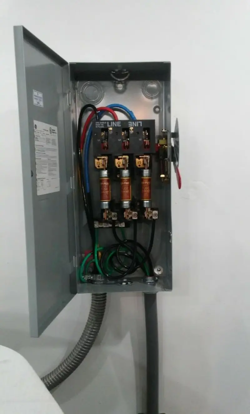 Three-phase disconnect switch installed for Electrical Wiring & Rewiring in Fair Oaks Ranch